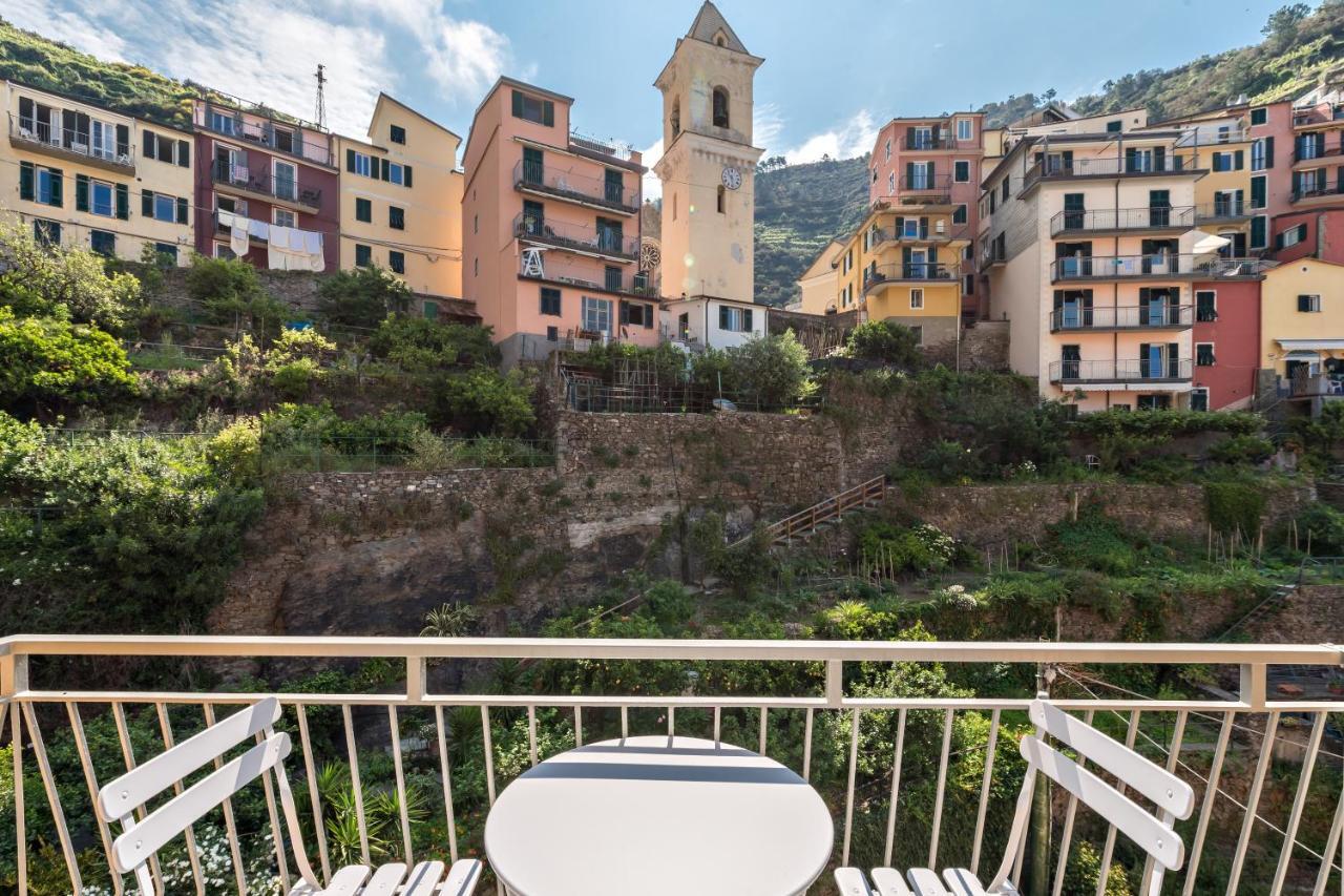 Amanarola Hotel Bagian luar foto